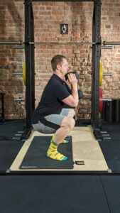Beweglichkeit für Kniebeugen verbessern durch Gewichtsverlagerung2